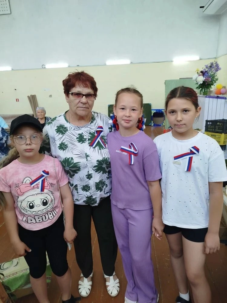 ❤️💙 День России в лагере «Улыбка»: весело, патриотично и душевно!

В преддверии главного праздника 