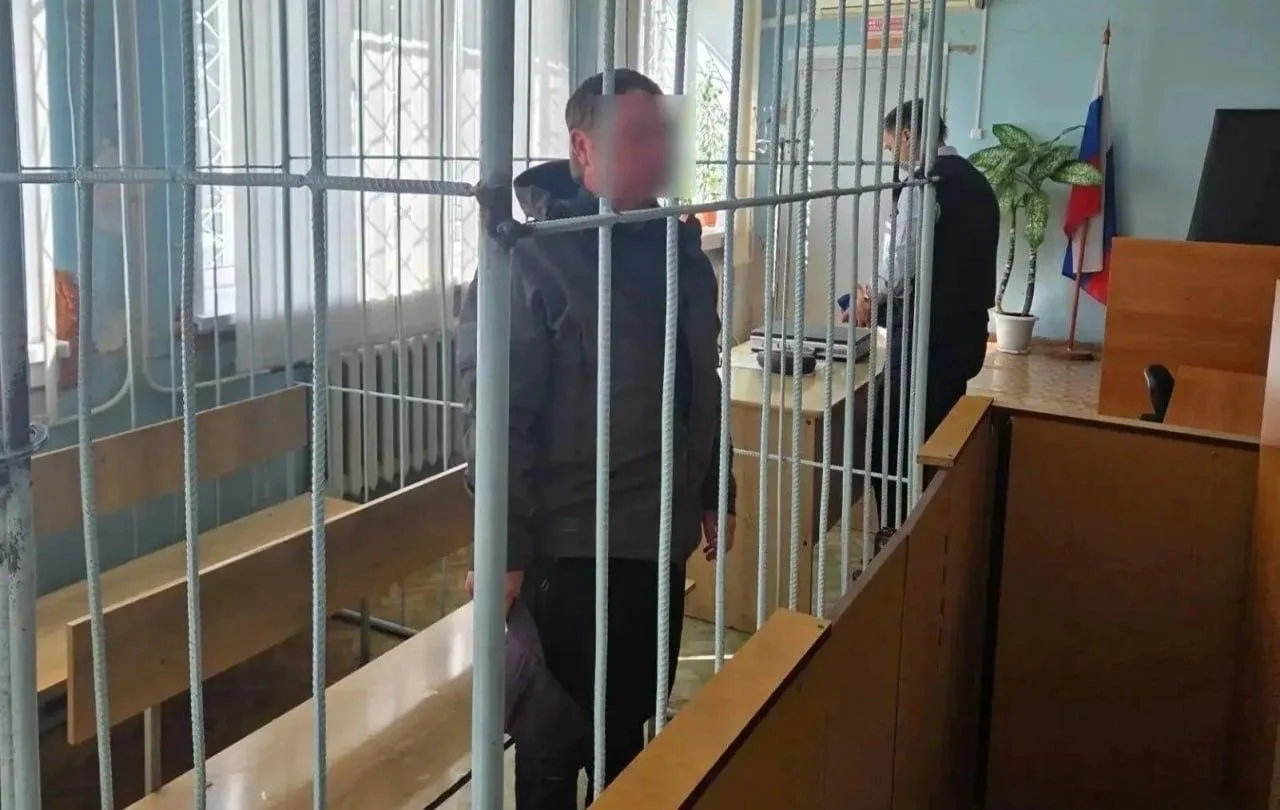В посёлке Чик мужчина, находившийся в состоянии опьянения, во время ссоры с 98‑летней б...
