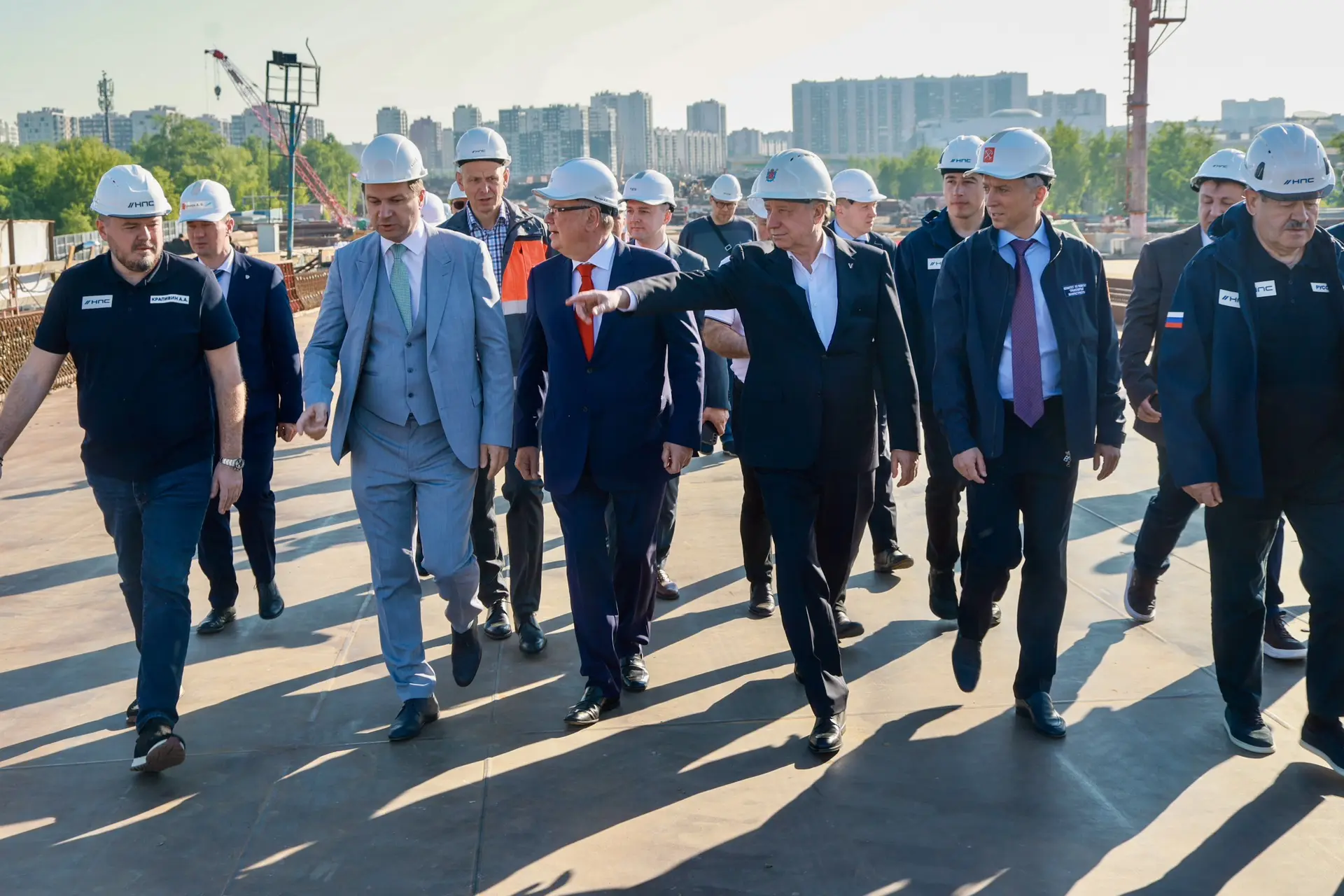 Готовность основных сооружений Большого Смоленского моста - 80%

Специалисты Нацпроектстроя довели т