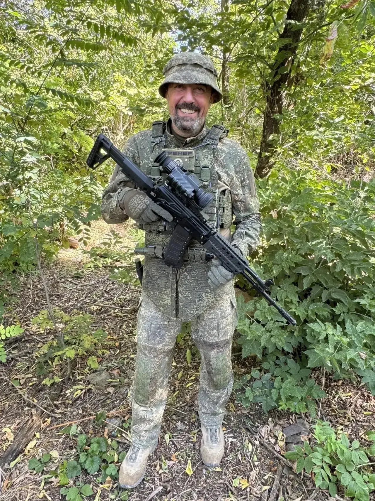 Если вдруг потеряли Романа Щегельняка, то вот он.