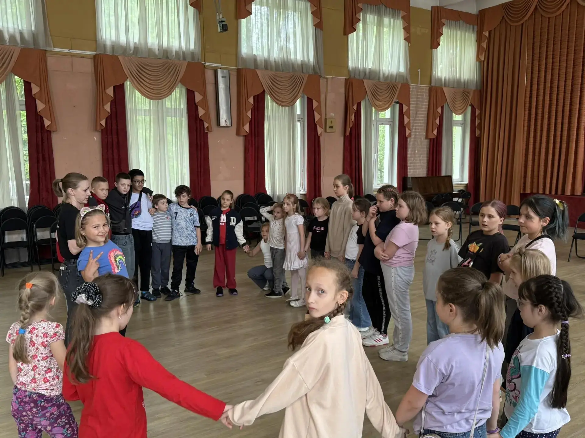 ☀ «Летняя смена» 🌳

📸 Вспомним ещё одно яркое впечатление из школьного летнего лагеря — мастер кла