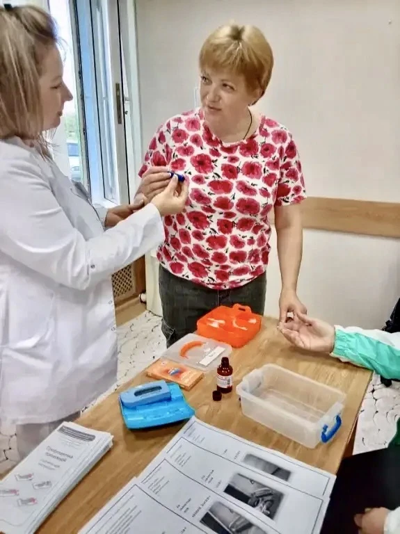 С начала 2026 года 20 жителей Апанасенковского округа окончили «Школу ухода»

В Апанасенковском цент