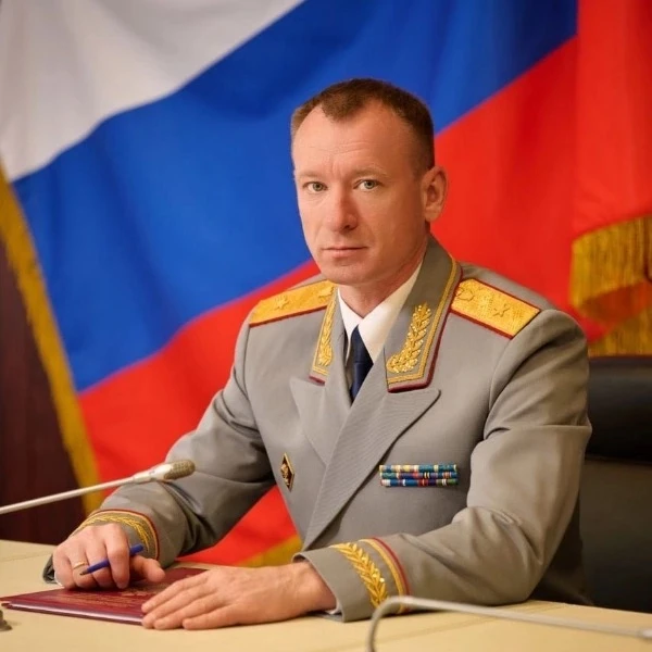 🇷🇺Поздравление руководителя следственного управления Андрея Николаевича Егорова с Днем России 
 
У