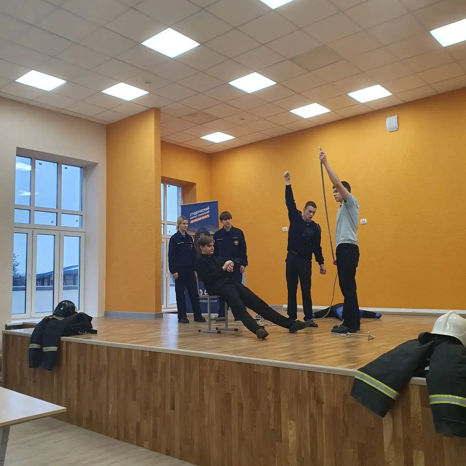 🗓9 декабря обучающиеся Чеховского техникума совместно со специалистами МБУ "Центр по профориентации 