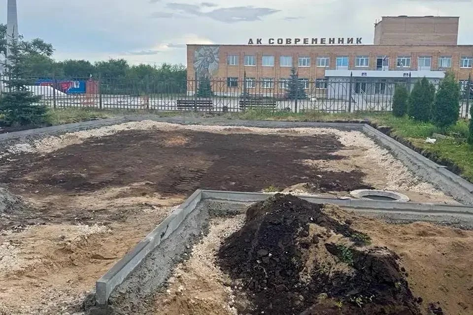 В Хрящевке создают место памяти: Аллея трудовой и боевой славы приобретает завершенный ...