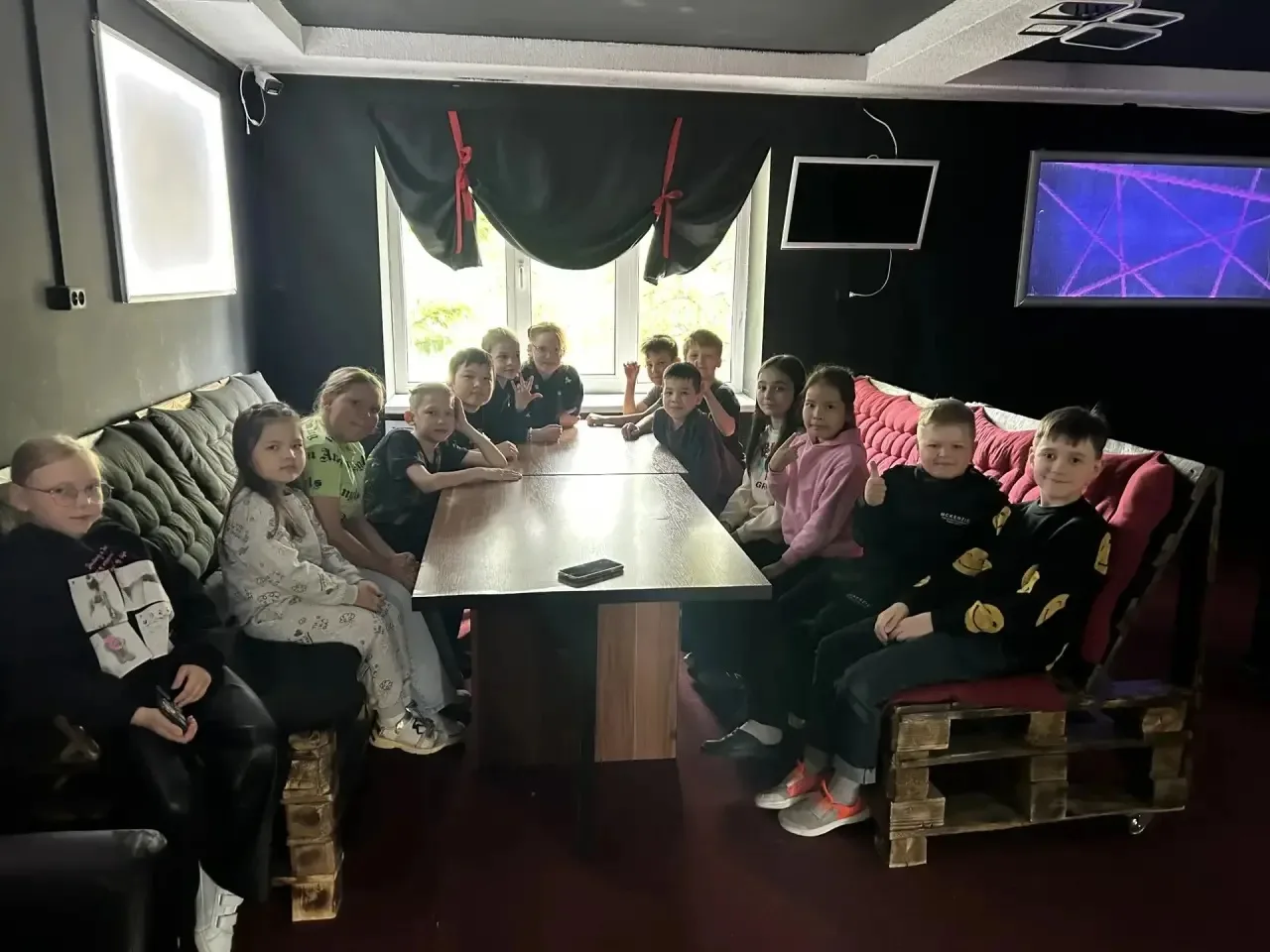 🌤️ К концу первой смены школьного лагеря у нас уже накопилось много новостей!