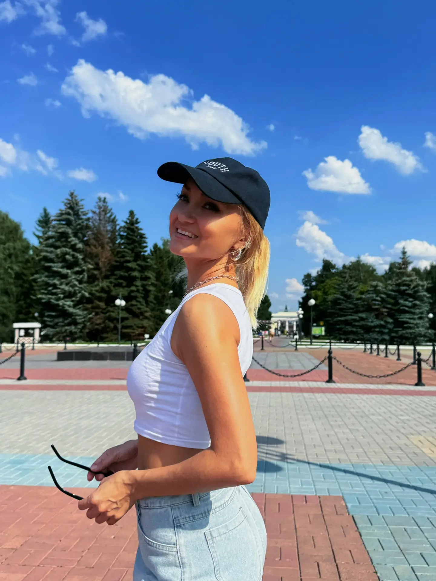 Девчонки , это шок 😳
Серьги сейчас 85 руб стоят .
Я их покупаю второй раз , потому что потеряла на 