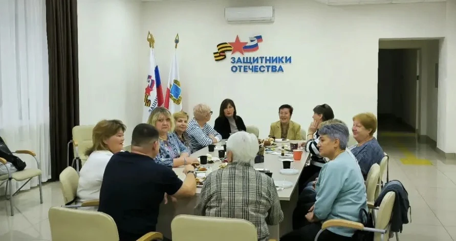 В саратовском филиале фонда прошла встреча матерей погибших участников СВО