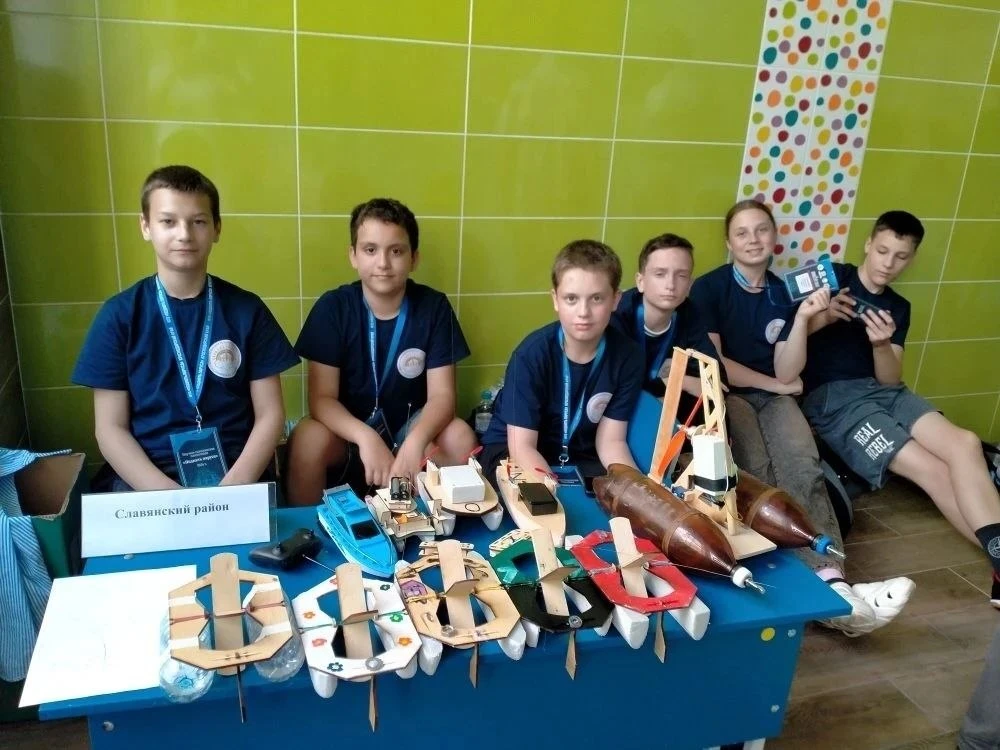 🚤 Славянские судомоделисты приняли участие в финале краевой научно‑технической олимпиады «Поднять па