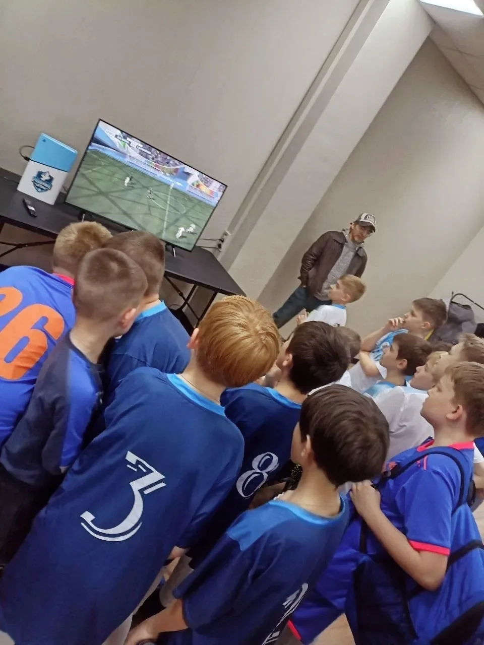 ⚽️ В субботу состоялся заключительный 4 тур перед плей-офф нового Фиджитал-сезона "Родной лиги".  📋 