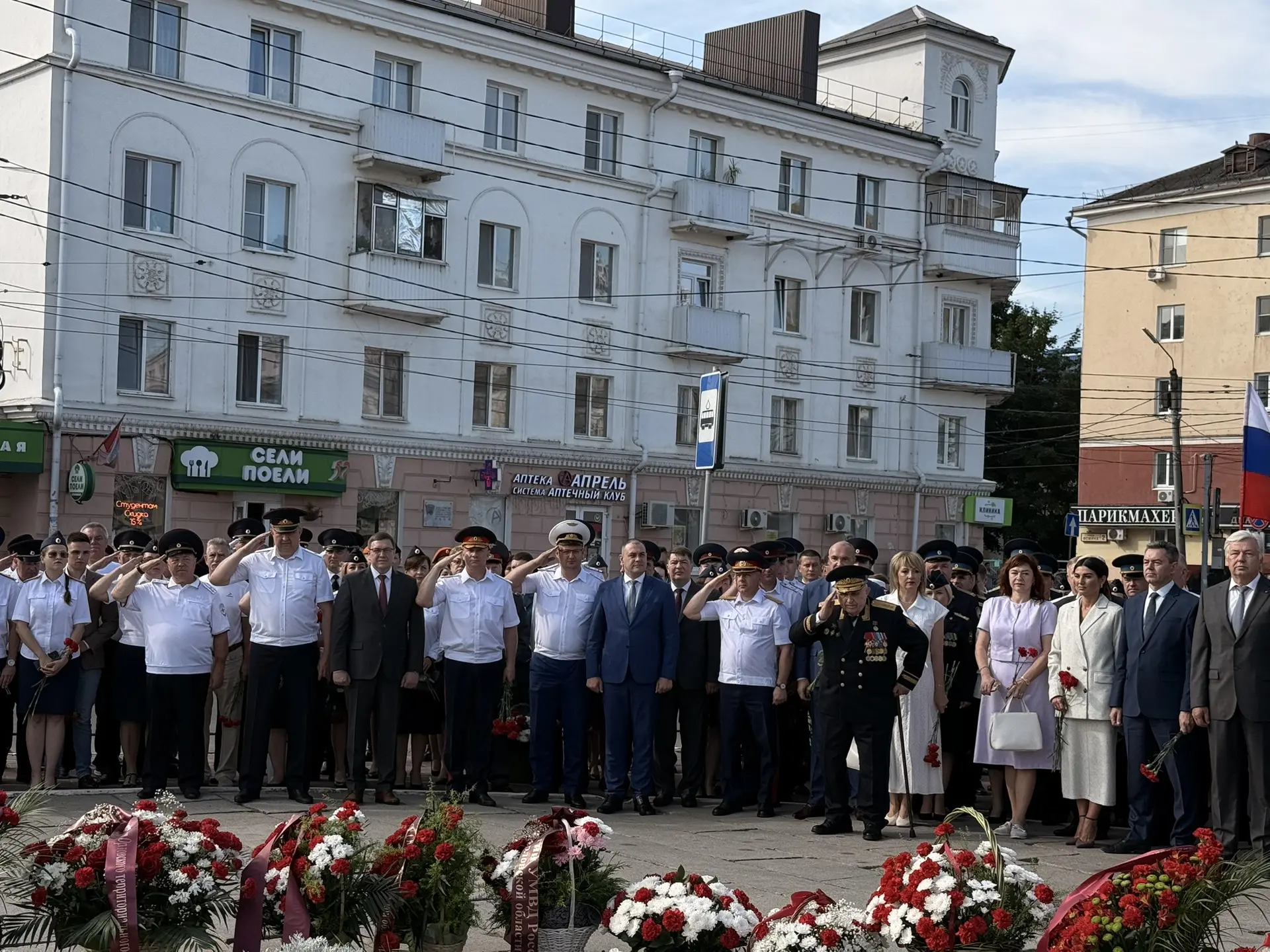 Сегодня в мемориальном сквере Танкистов города Орла прошло торжественное мероприятие, п...