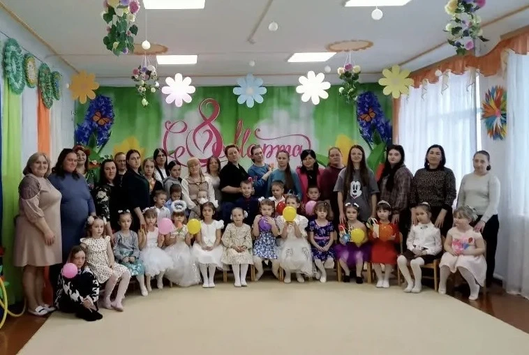 🌼Сегодня в подготовительной группе прошёл замечательный праздник, посвящённый Междунар...