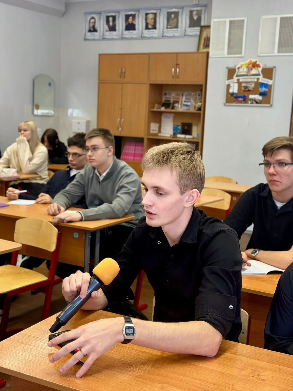 🎬 Как создать захватывающий сценарий для будущего видеосюжета? Давайте вспомним, чему научились наш