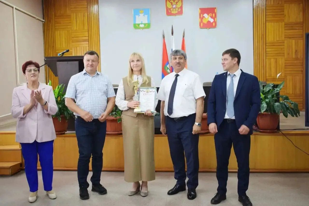 В минувшую среду в здании районной администрации прошла ежегодная конференция педагогич...