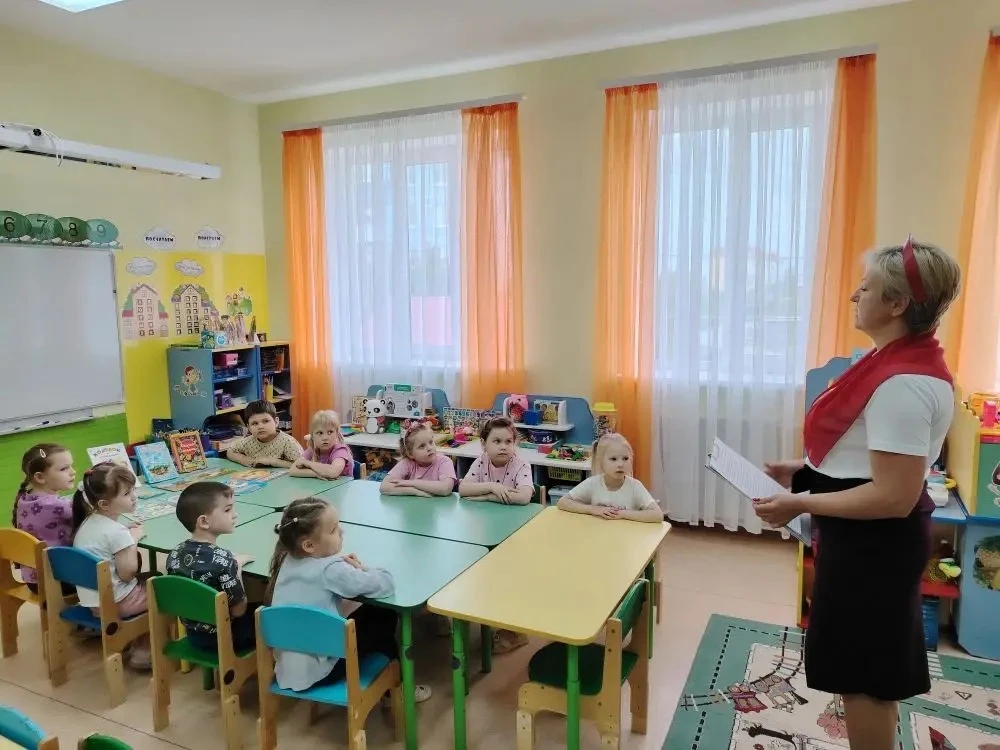 💥Сегодня в группе «Ягодка»🍓 состоялась встреча с Ларисой Михайловной Куземской, сотру...