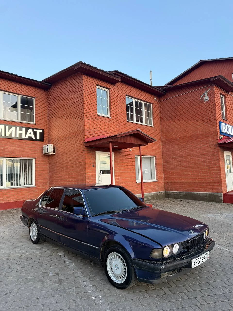 BMW 7 Е32