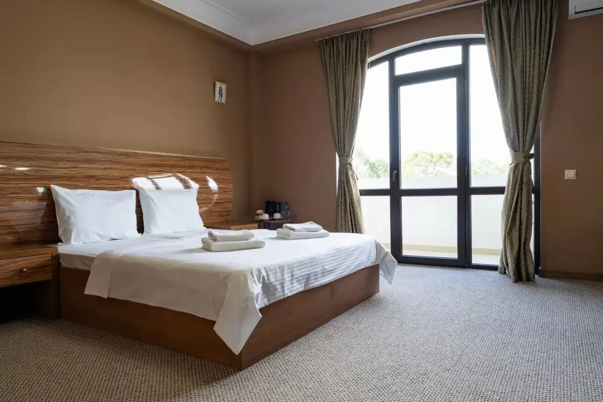 АБХАЗИЯ 🌴  🏨Грейс Фаорс 3* 📍Гудаута, 100 м до моря  ✅Новенький отель 2024 года постройки.  Красивый,