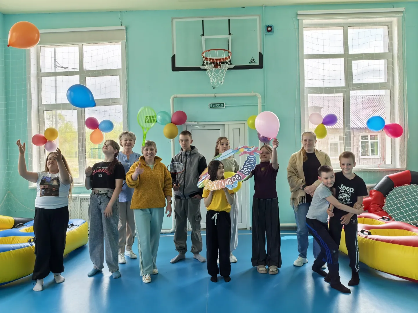 1 июня сотрудники Дома культуры с. Первомайск совместно с сельской библиотекой и школой...