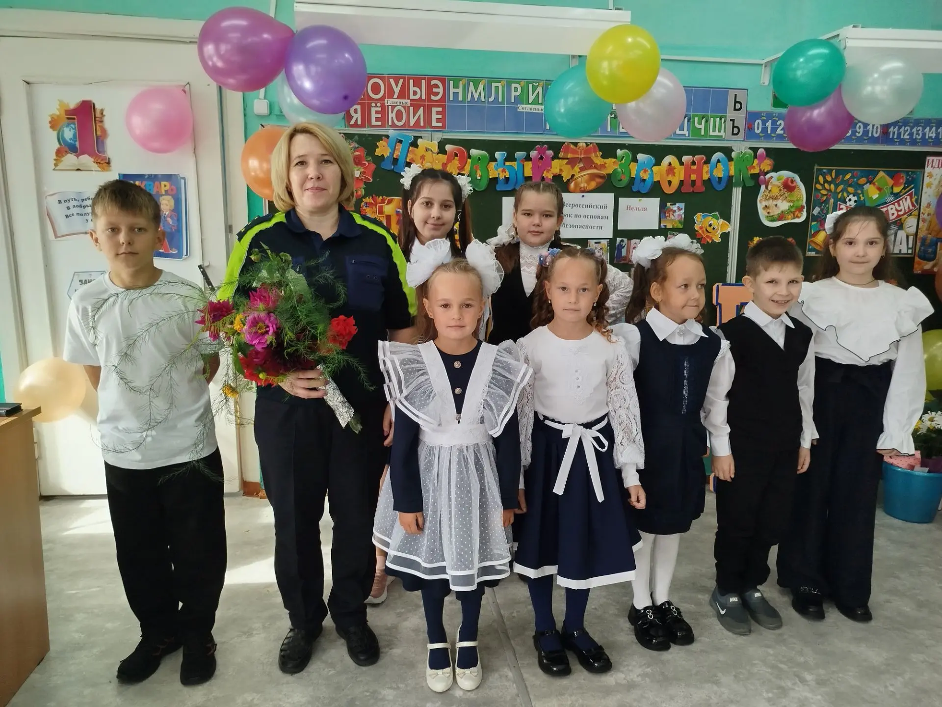 📚В нашей школе прошёл Всероссийский открытый урок по основам безопасности жизнедеятель...