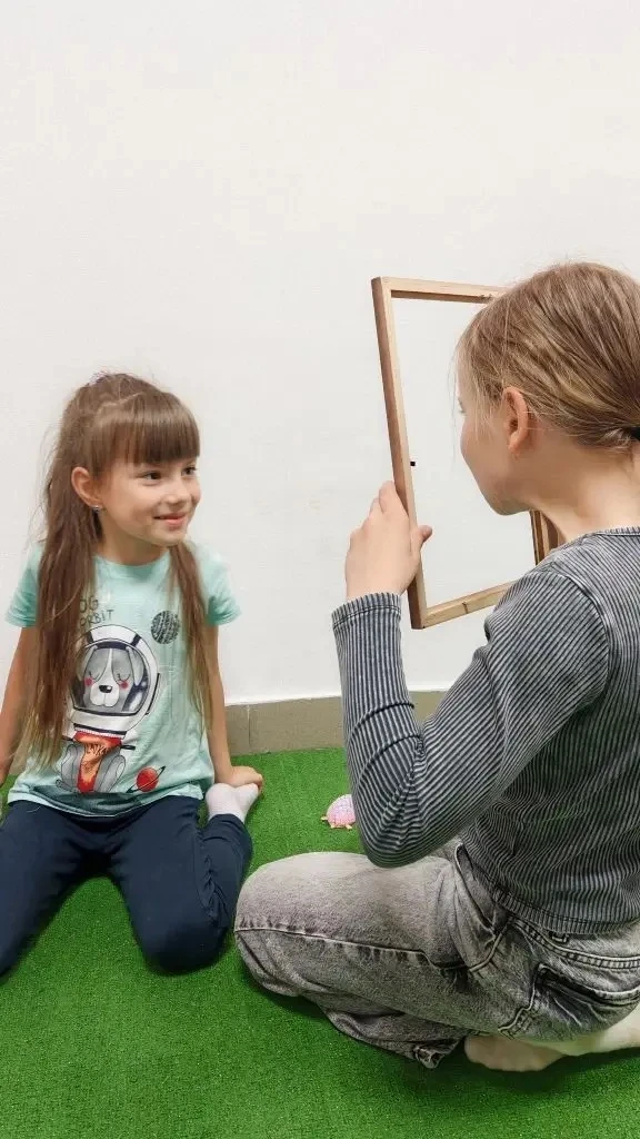Очень многое в ребёнке меняет среда.