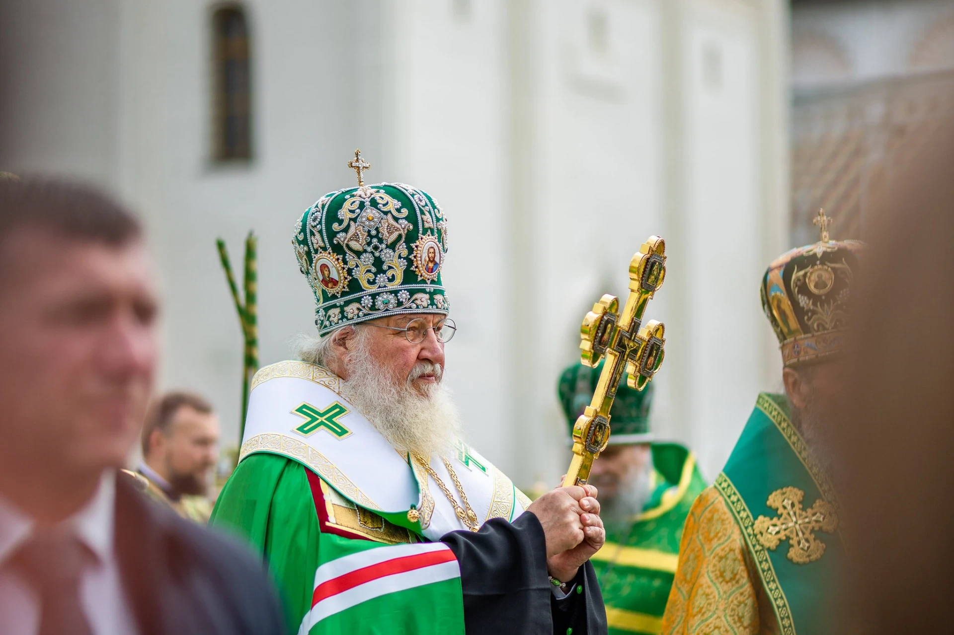 Братья и сёстры, делимся с вами ссылками на онлайн-трансляции праздничных богослужений ...
