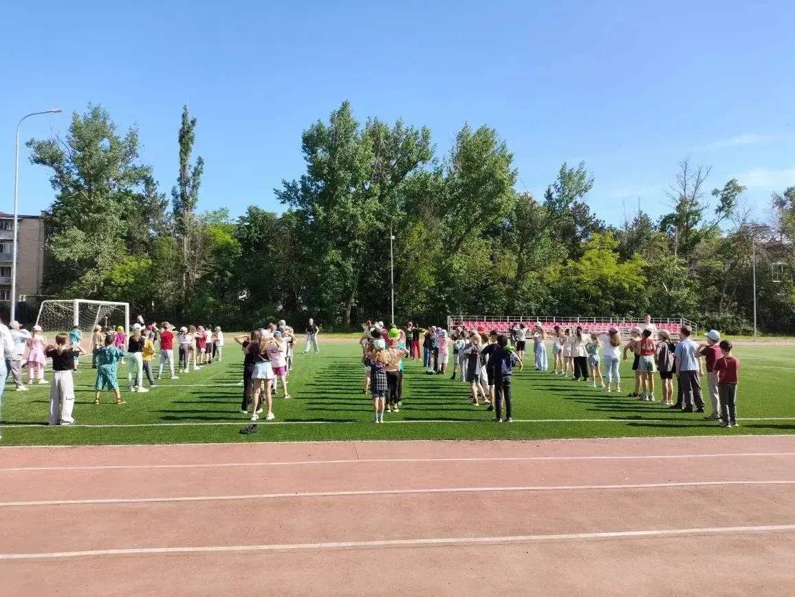 ☀️ Вот и прошёл третий день в нашем летнем пришкольном лагере «Антошка»! Начальник лаге...
