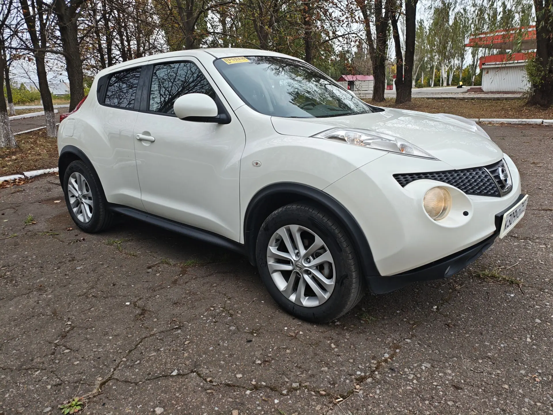 Продаётся Nissan Juke 2014 г., 1.6 л, вариатор. Машина из одной семьи с салона, родной ...