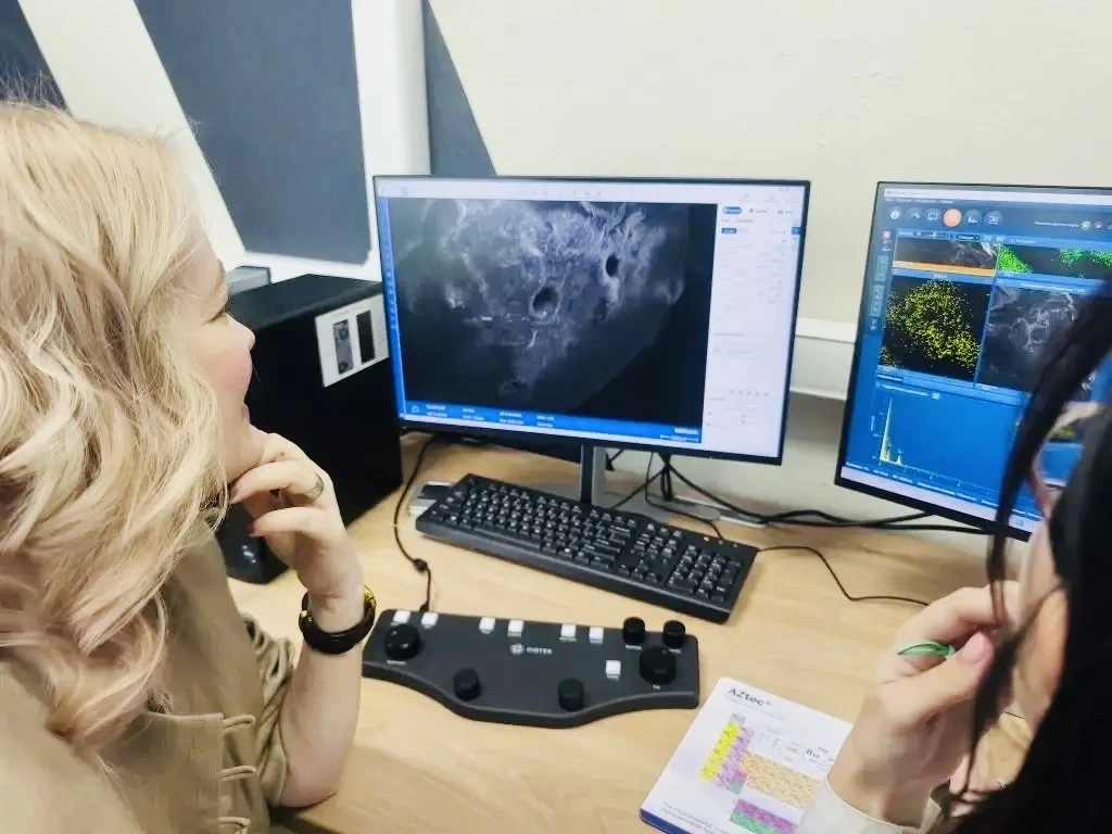 💡 Кто проводит исследования в новых современных лабораториях и ведёт занятия у наших студентов?  Так