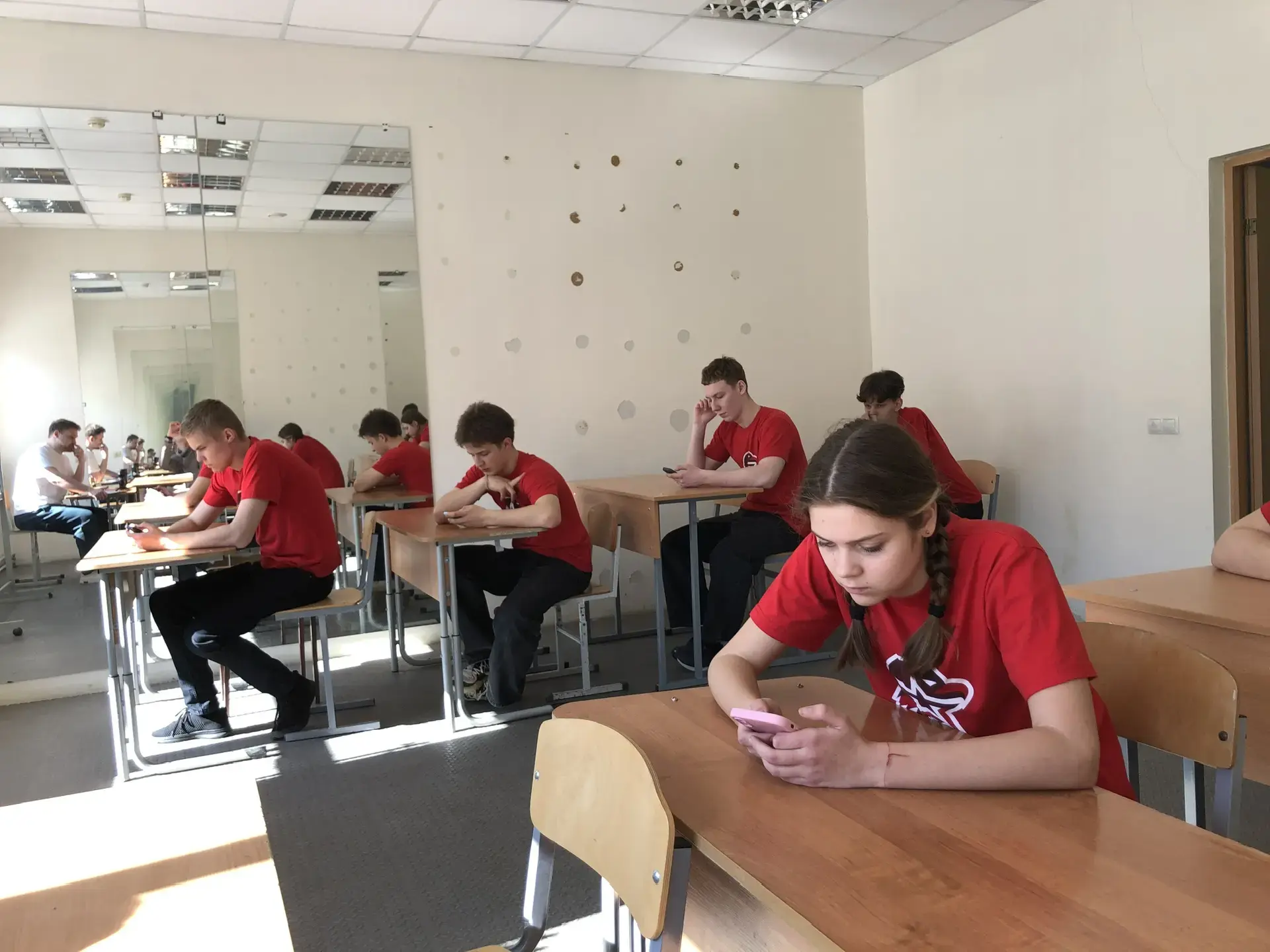 Зарница 2.0: Эстафету принимает старшая группа! Сегодня, 31 марта, на плац вышли самые опытные участ