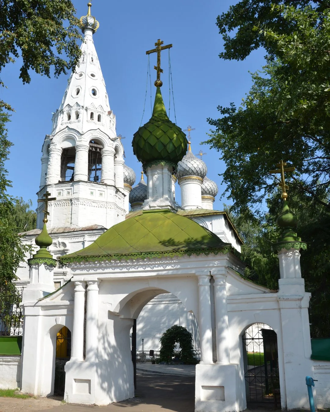 🌟 Хотите насладиться красотами старинных русских городов, познакомиться с их культурой...