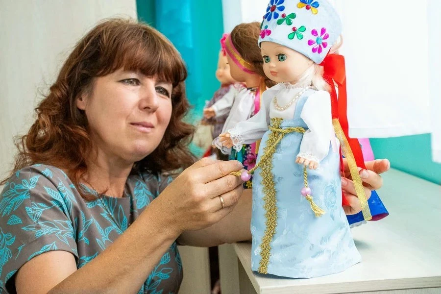 Вот такую коллекцию кукол собрала музыкальный руководитель из детского сада №1 😍

Оксана Кузнецова 