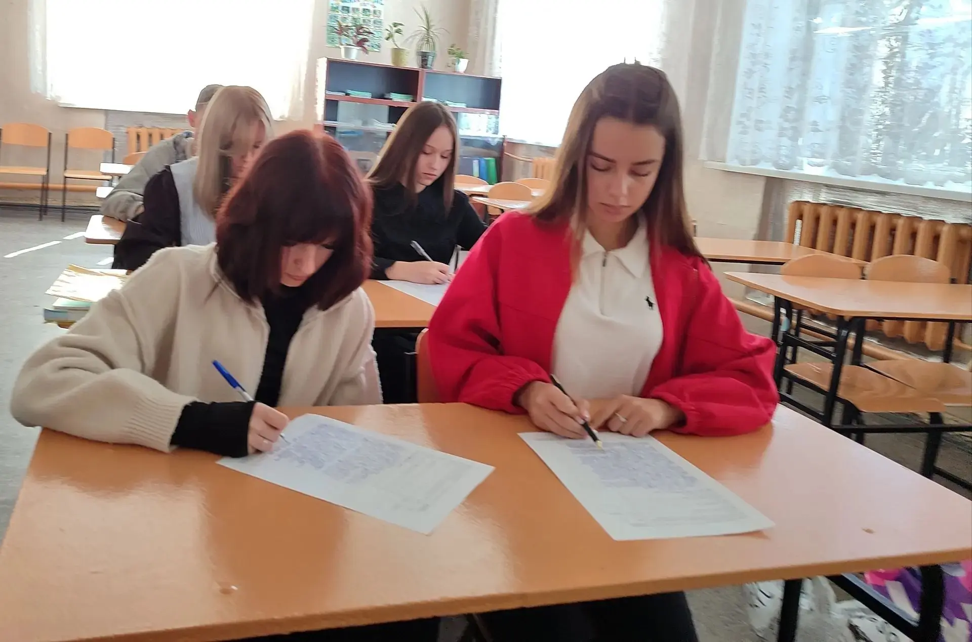 Всероссийский диктант «Россия — дом народов»: наши старшеклассники приняли участие!