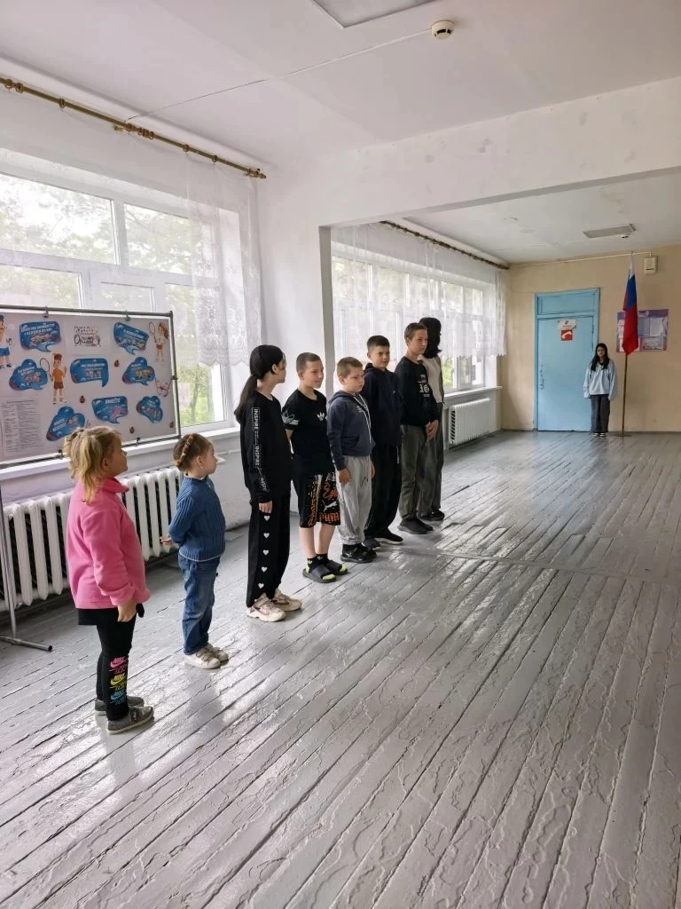 🇷🇺12 июня🇷🇺
В нашей школе прошел День России! Совместно с Движением Первых и «Навигаторами детст