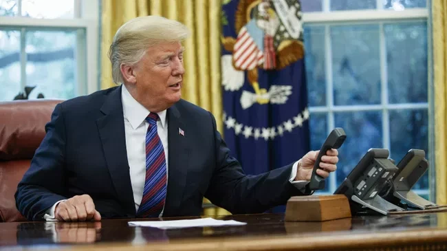 🇷🇺 Кремль ответил на вопросы о сроках разговора Путина и Трампа, который ранее анонси...