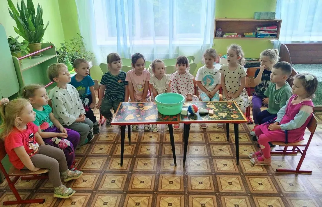 Экспериментируем с воздухом и водой

В нашем детском саду прошла неделя экспериментирования с воздух