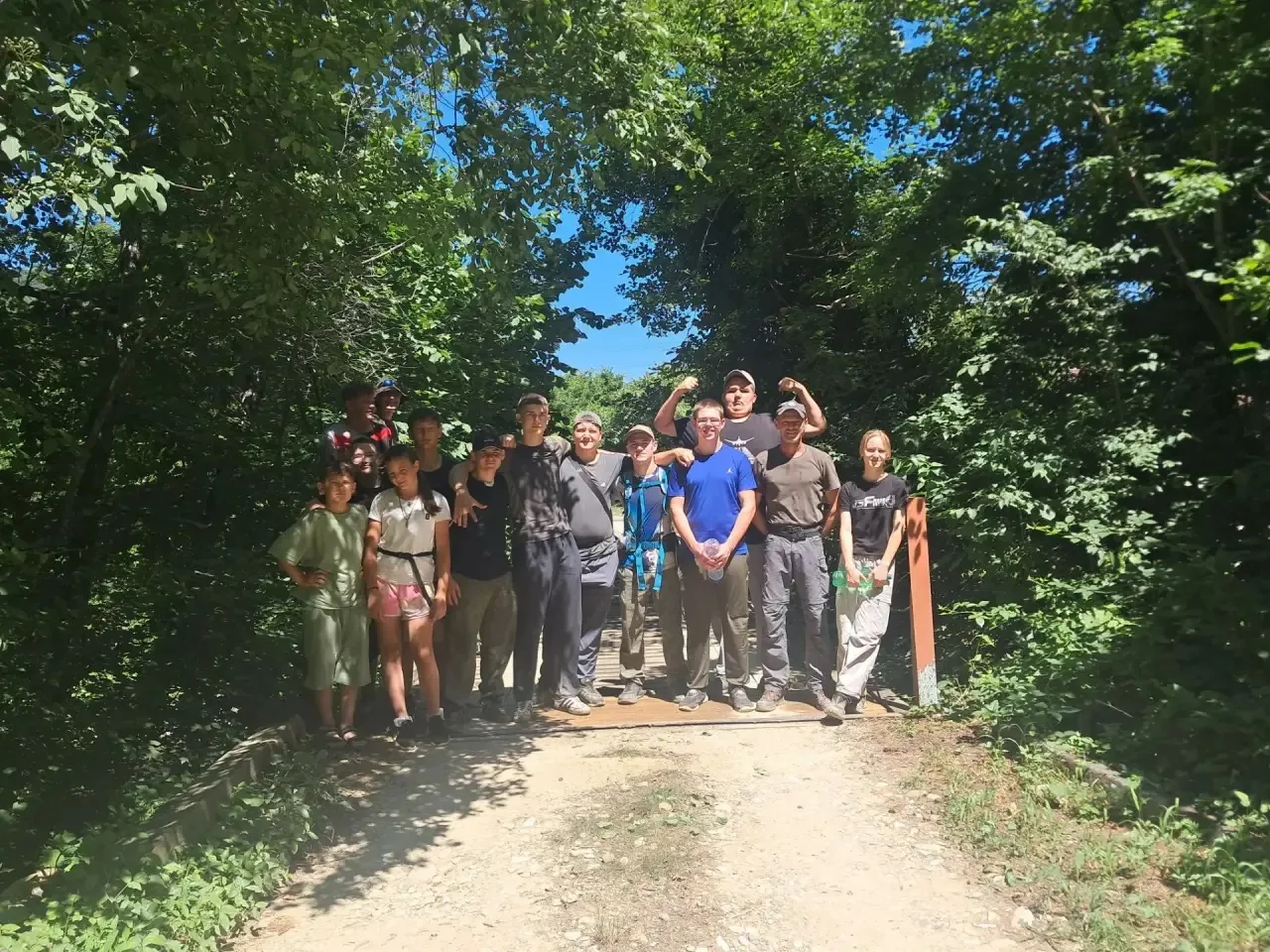 🏔️ Мы вернулись! Покорители Кавказа дома!
⛰️С гордостью и радостью сообщаем, что команда учеников н