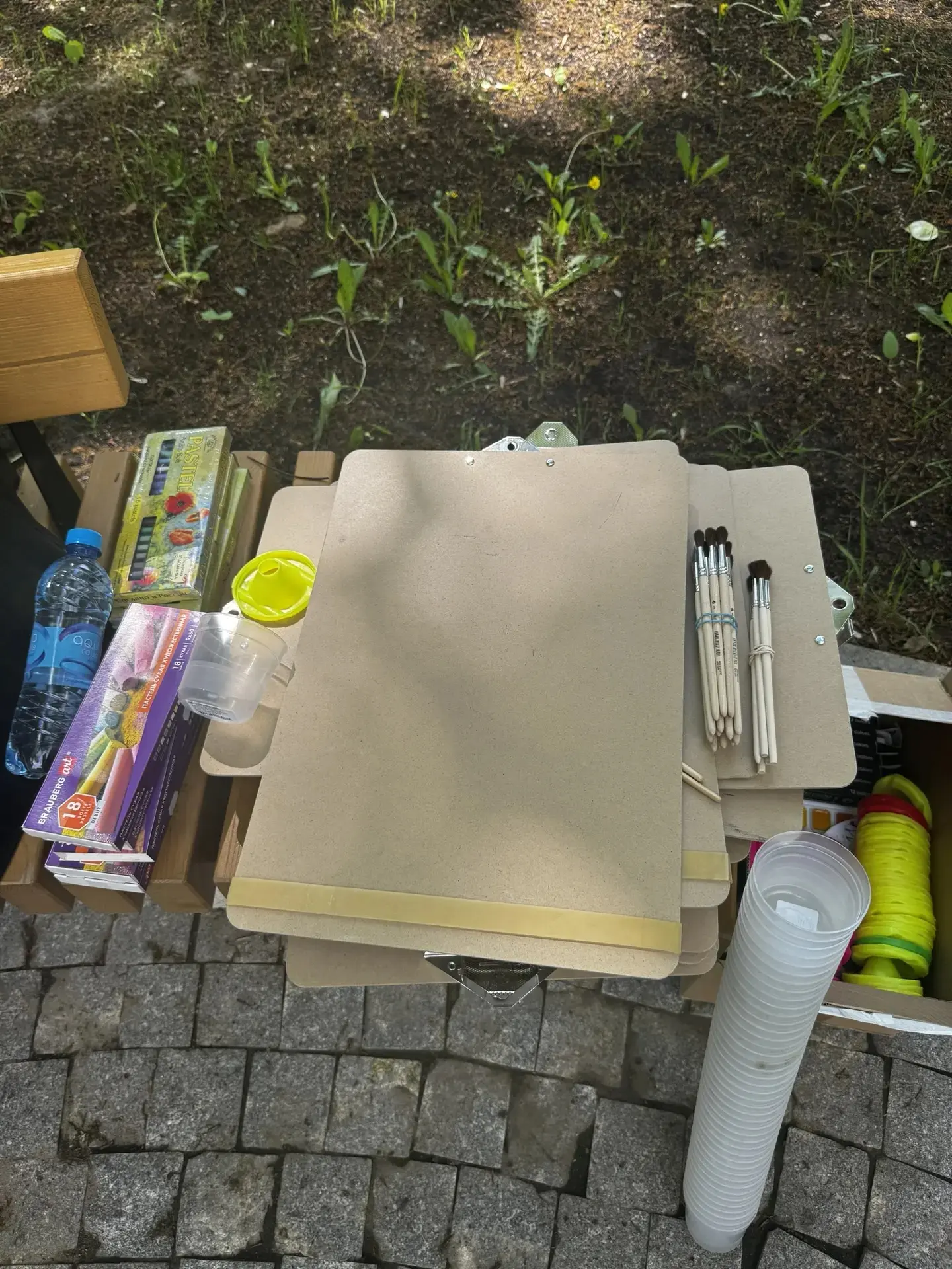 🎨 Кисти, скетчбуки, городские пейзажи и настоящее творческое вдохновение — именно так прошёл Большой