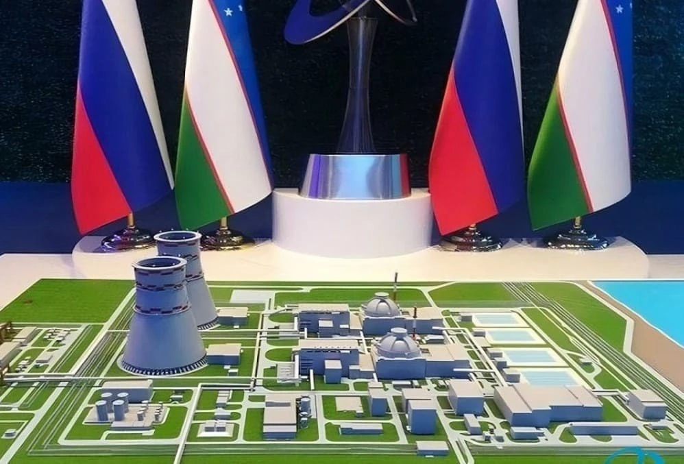 🇺🇿🇷🇺