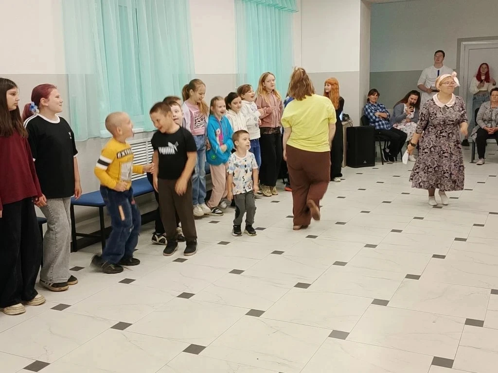 😁Вот и наступило долгожданное лето. Вновь в нашей школе начал свою работу пришкольный лагерь «Улыбк