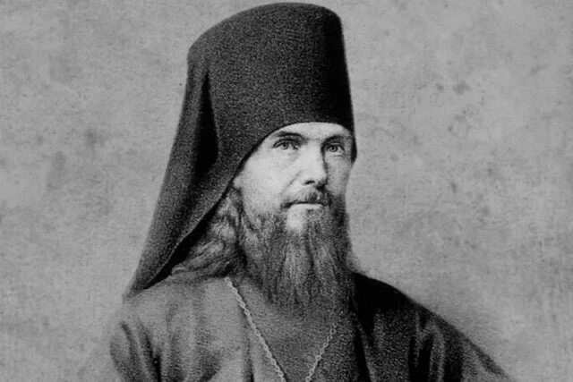 Больше всего дьявол ненавидит молитву «Господи Иисусе Христе, помилуй мя», потому что тогда огонь па