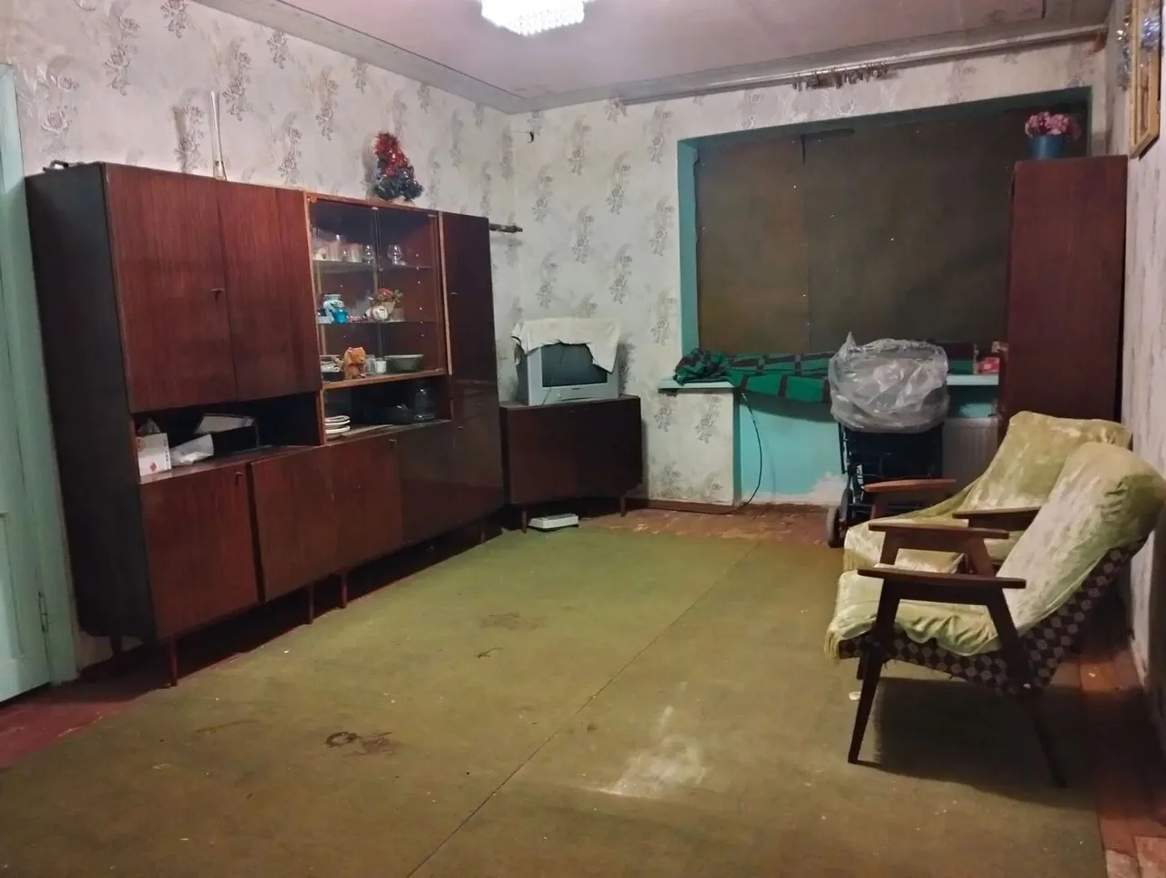 Продам 2-к. квартиру, 1/2 эт. в Горловке, ул. Спасгородок