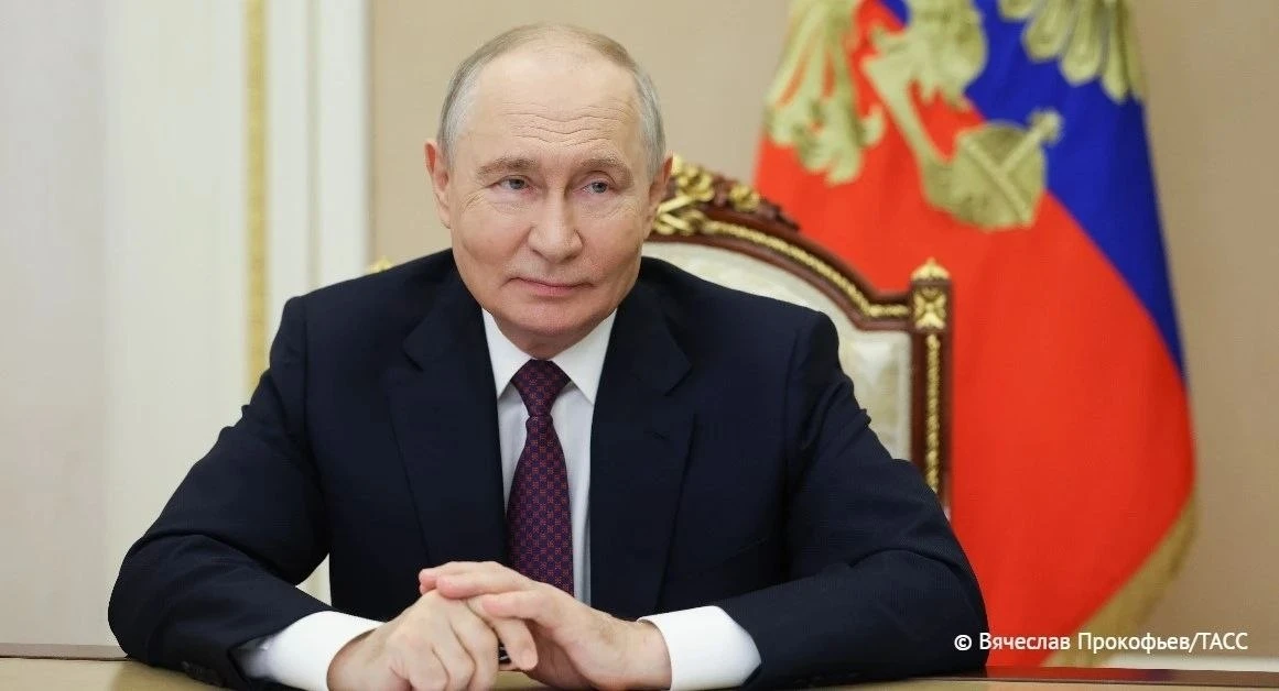 🍾 Путин встретит своё 74-летие за рабочими делами