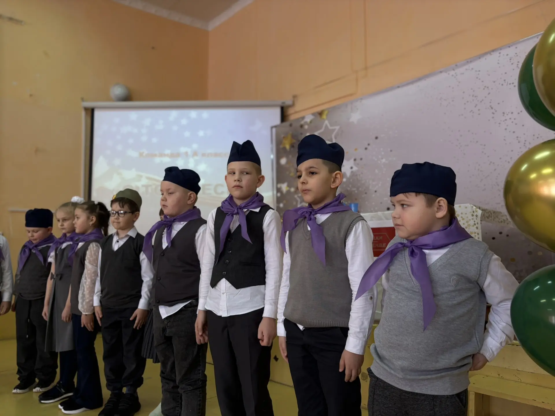 🌟 Во славу Родины поём! 🌟  Сегодня в нашей школе прошёл конкурс военно‑патриотической песни «Во слав
