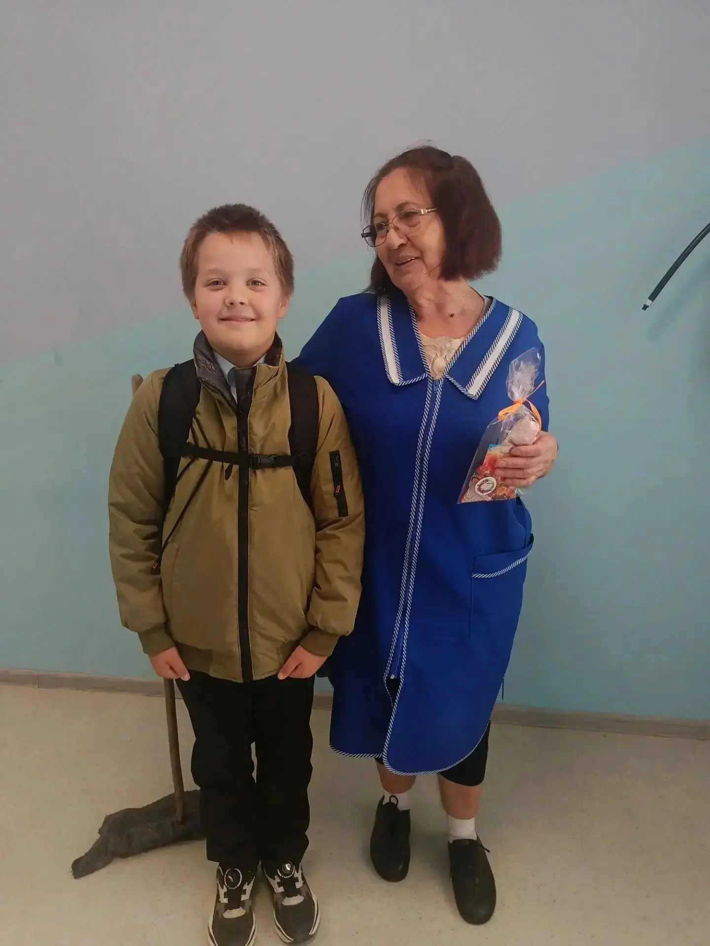 🌷 1 октября — День пожилого человека! 🌷Сегодня ученики 3 «Д» класса вместе с классным...