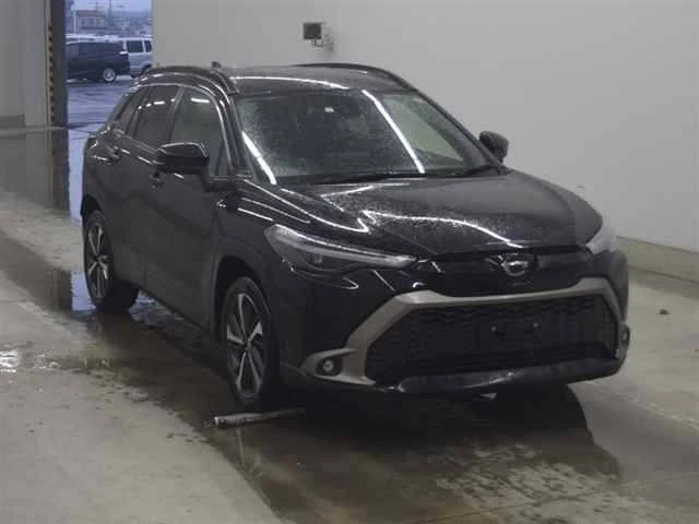 Toyota Corolla Cross 2023 1.8 140 h/p, пробег 24 т. км.