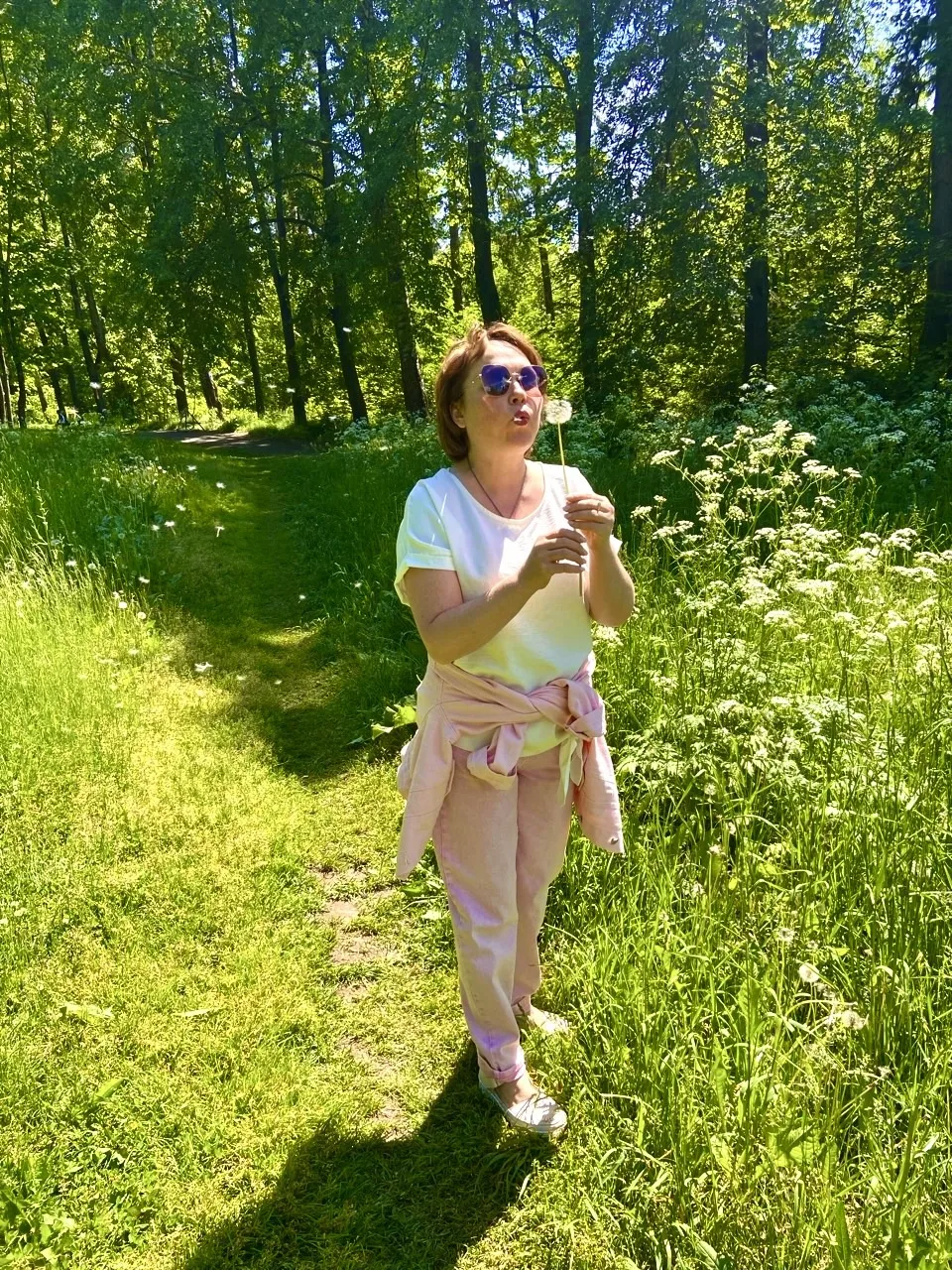 Мы же все одуванчики белые…