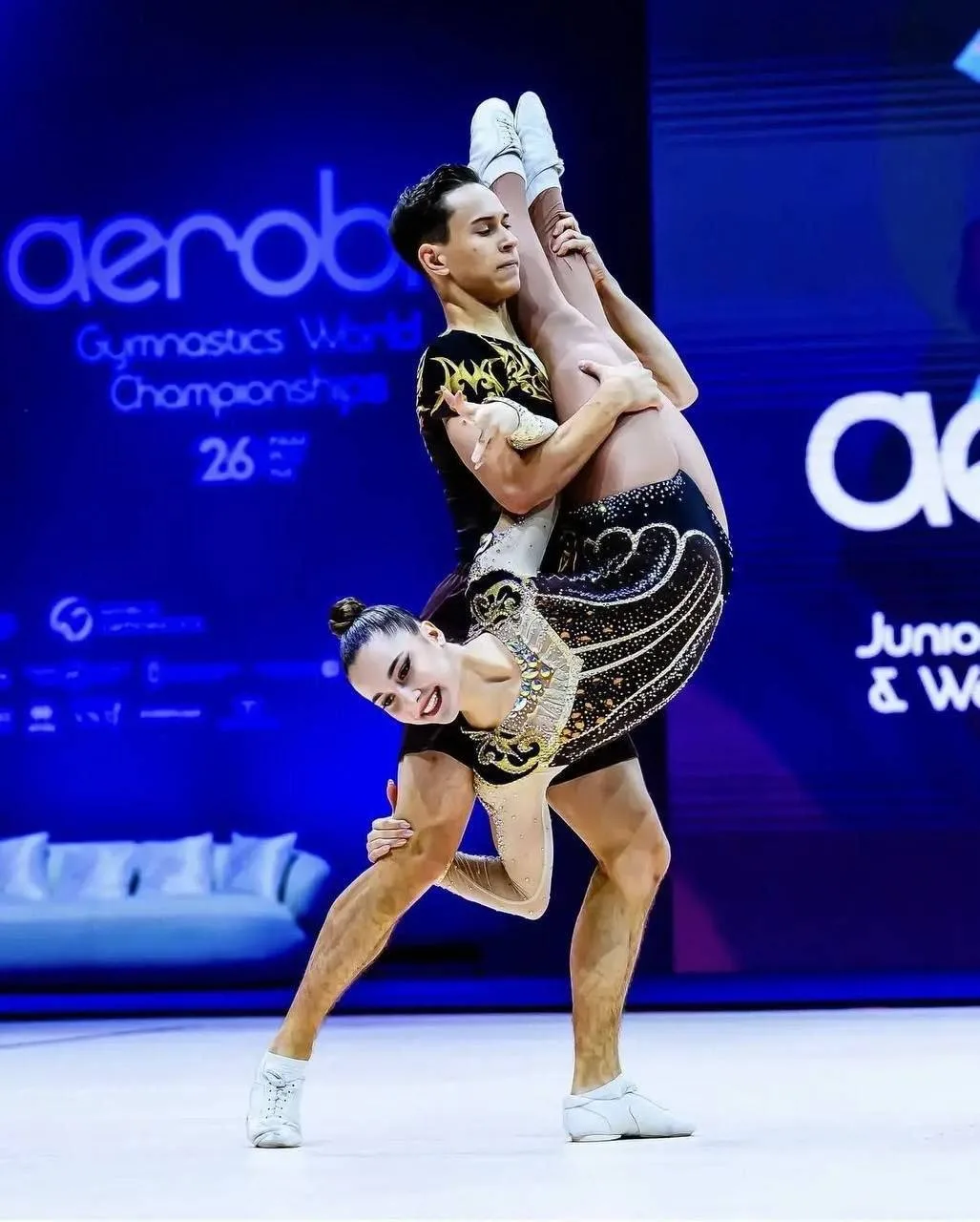🏆 Ульяновский спортсмен Дмитрий Аникин завоевал две медали на чемпионате мира среди юн...