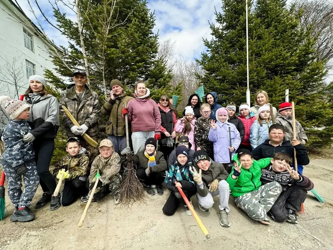 Вместе делать мир чище — здорово! 🌳🧹
