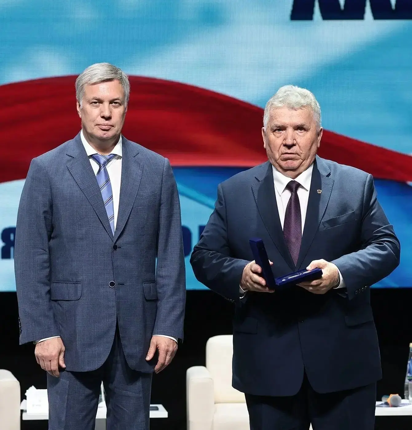Губернатор Ульяновской области Алексей Юрьевич Русских вручил награды работникам органов местного са