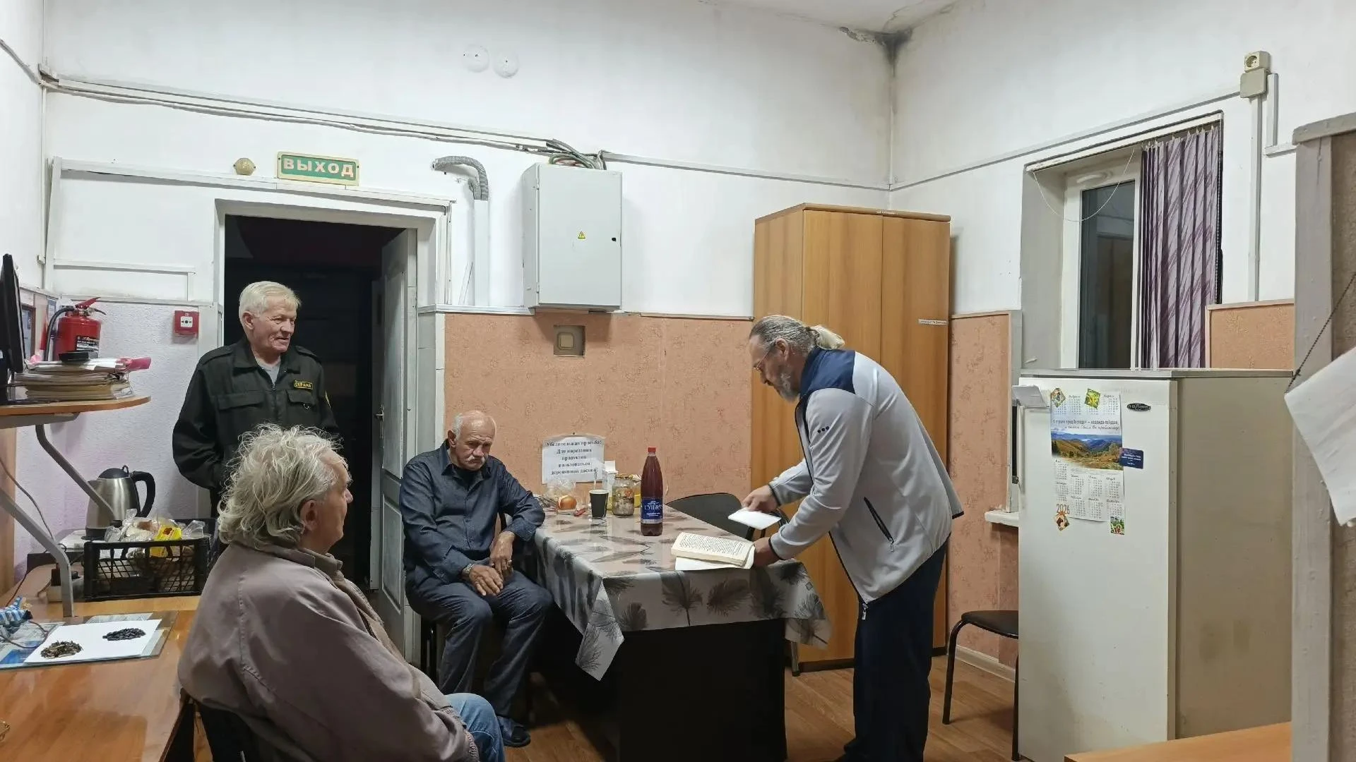 В Туапсе волонтеры раздали нуждающимся 45 горячих обедов